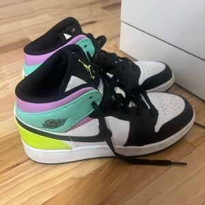 Air Jordan 1 Mid GS 'Pastel'